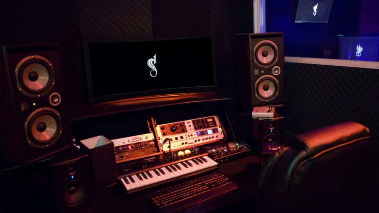 fond-studio-10eme-sens